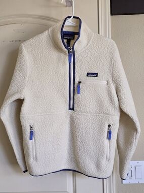 Patagonia Cream Sherpa Quarter-Zip Fleece with Blue Trim